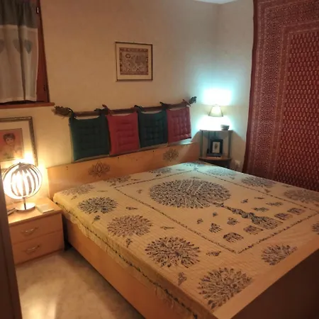 Chambre Au Calme, Tres Cozy Homestay